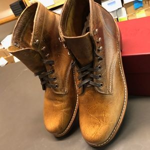 WOLVERINE-1000 MILE-W40580-NEW W/BOX never worn